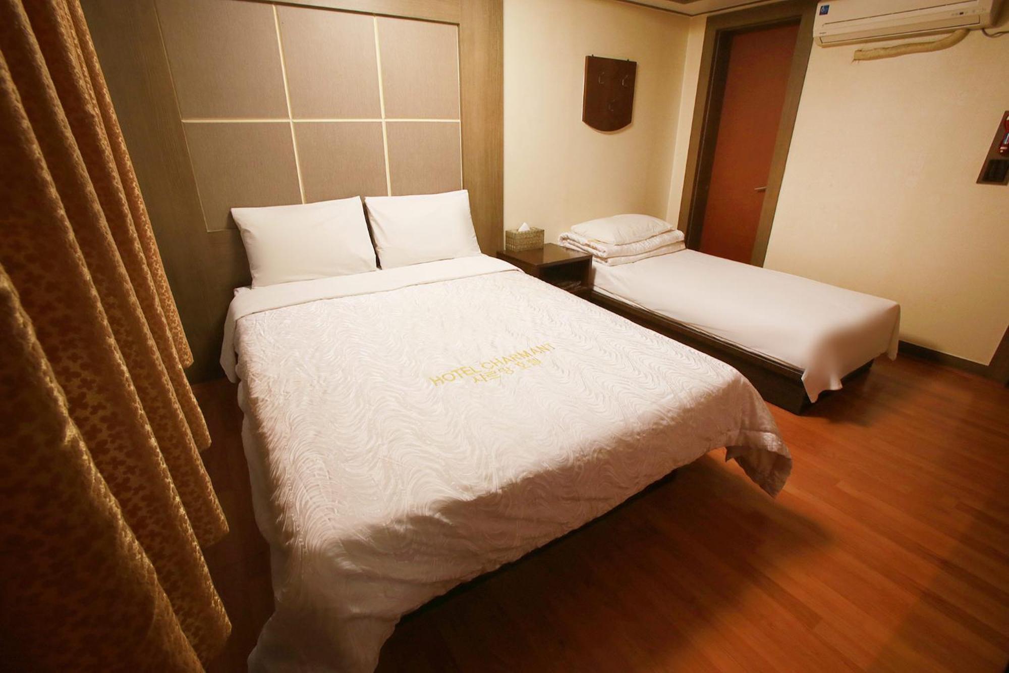 Charmant Hotel Suwon Bagian luar foto